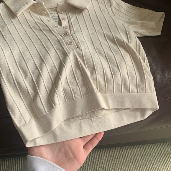 XS Dynamite Ribbed Collared Crop Top - Picture 6 of 6